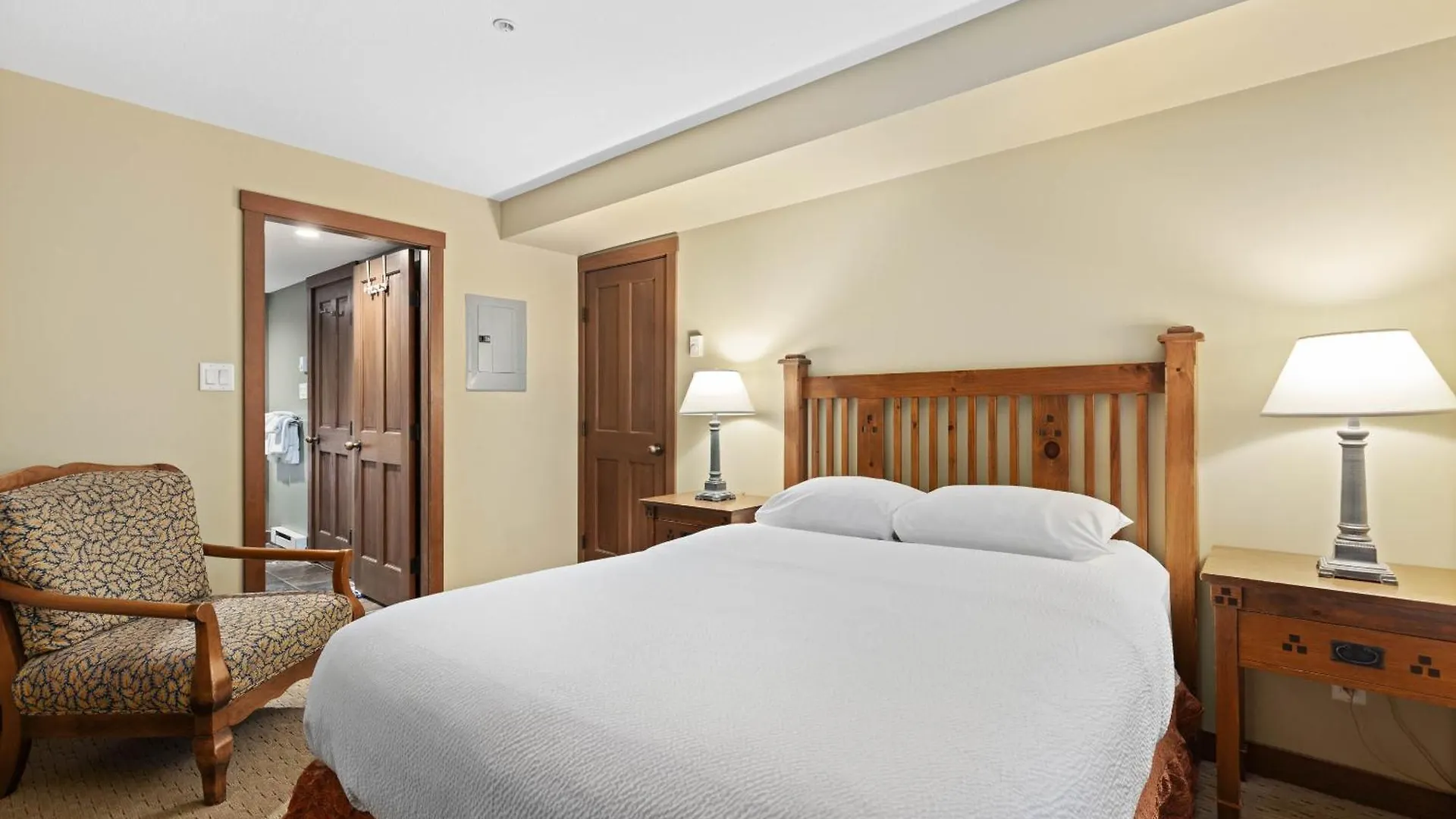 Horstman House By Whistler Premier Apartment
