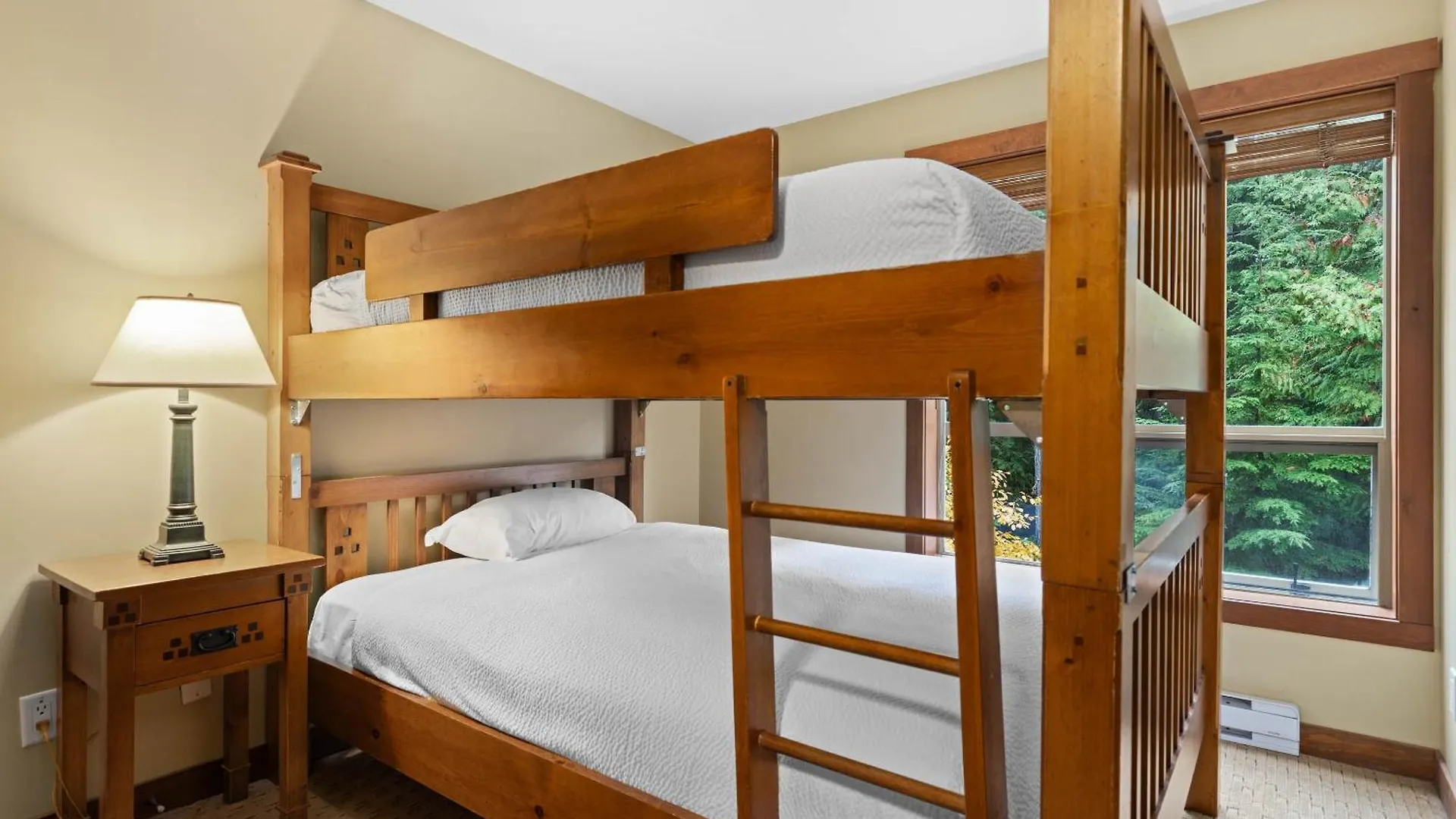 Horstman House By Whistler Premier Apartment