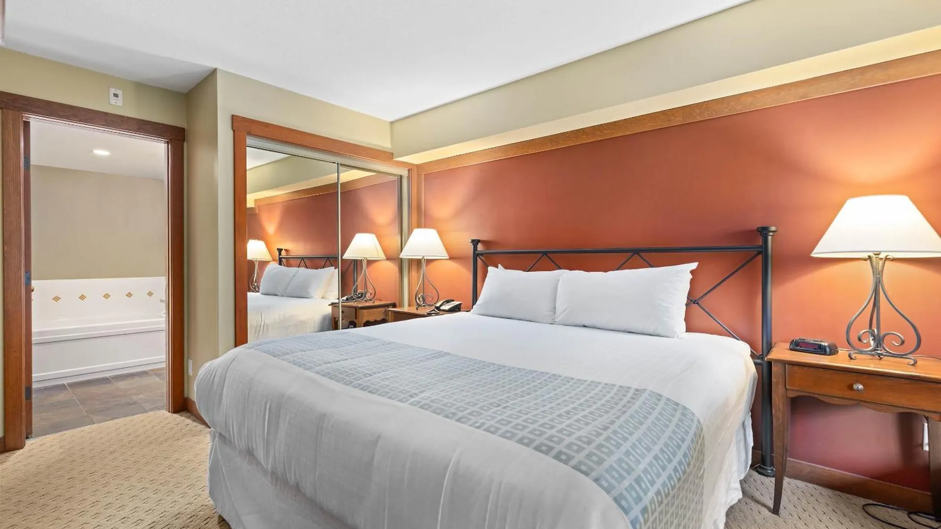 Horstman House By Whistler Premier Apartment