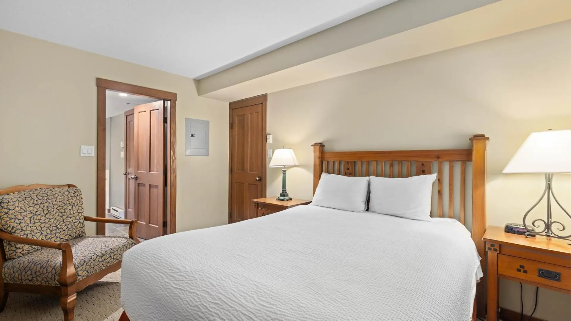 Horstman House By Whistler Premier Apartment