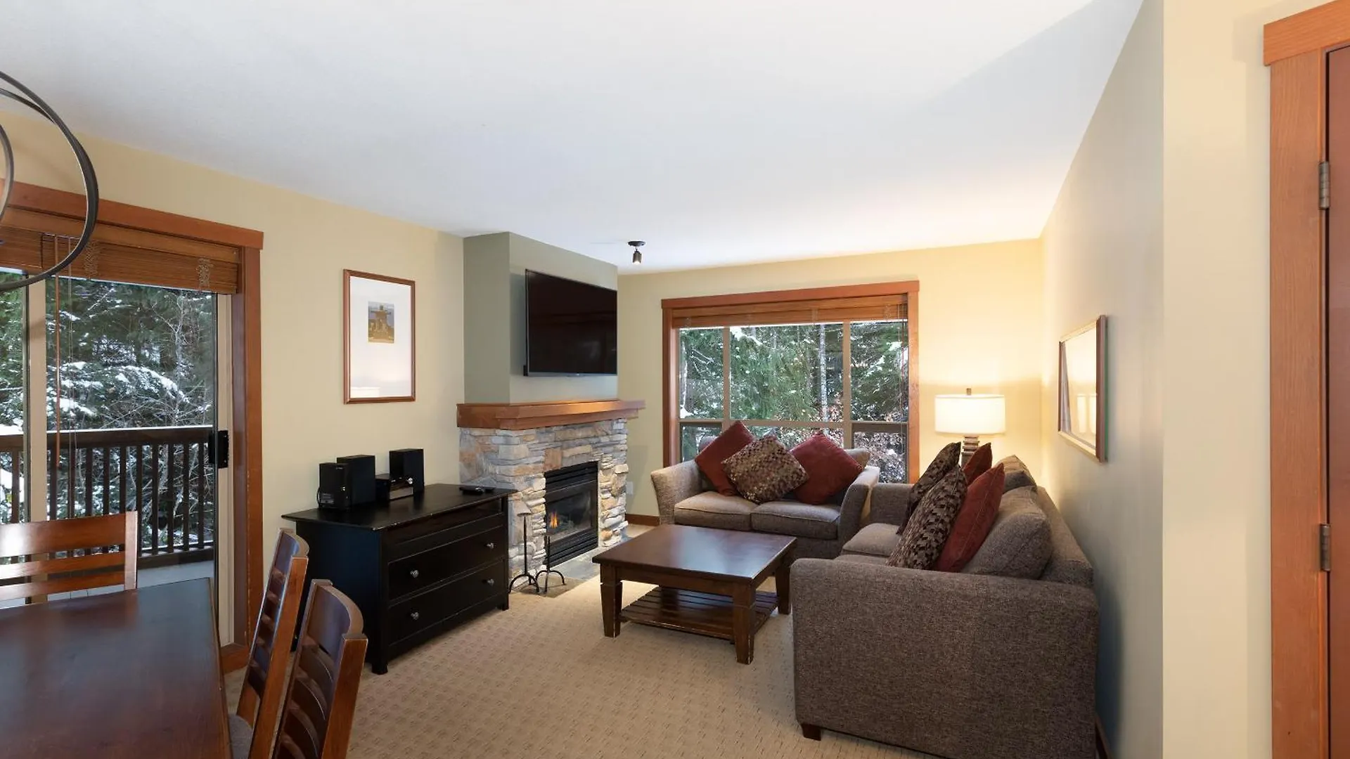 Horstman House By Whistler Premier Apartment
