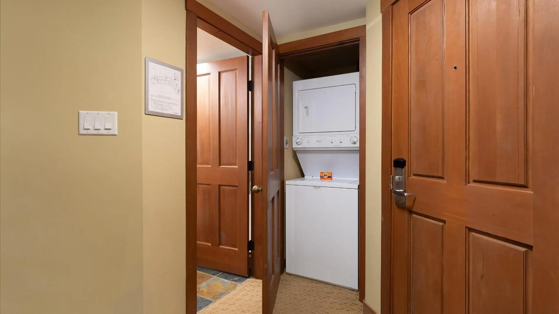 Horstman House By Whistler Premier Apartment