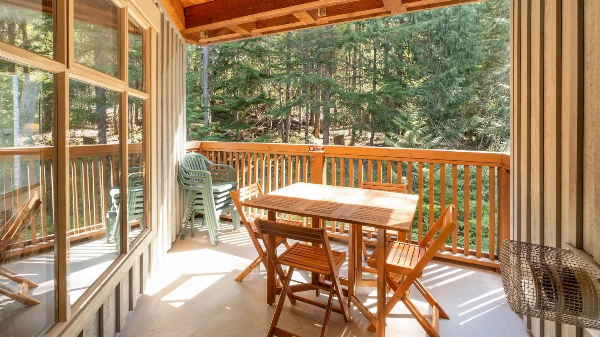 Horstman House By Whistler Premier Apartment 0*,  Canada