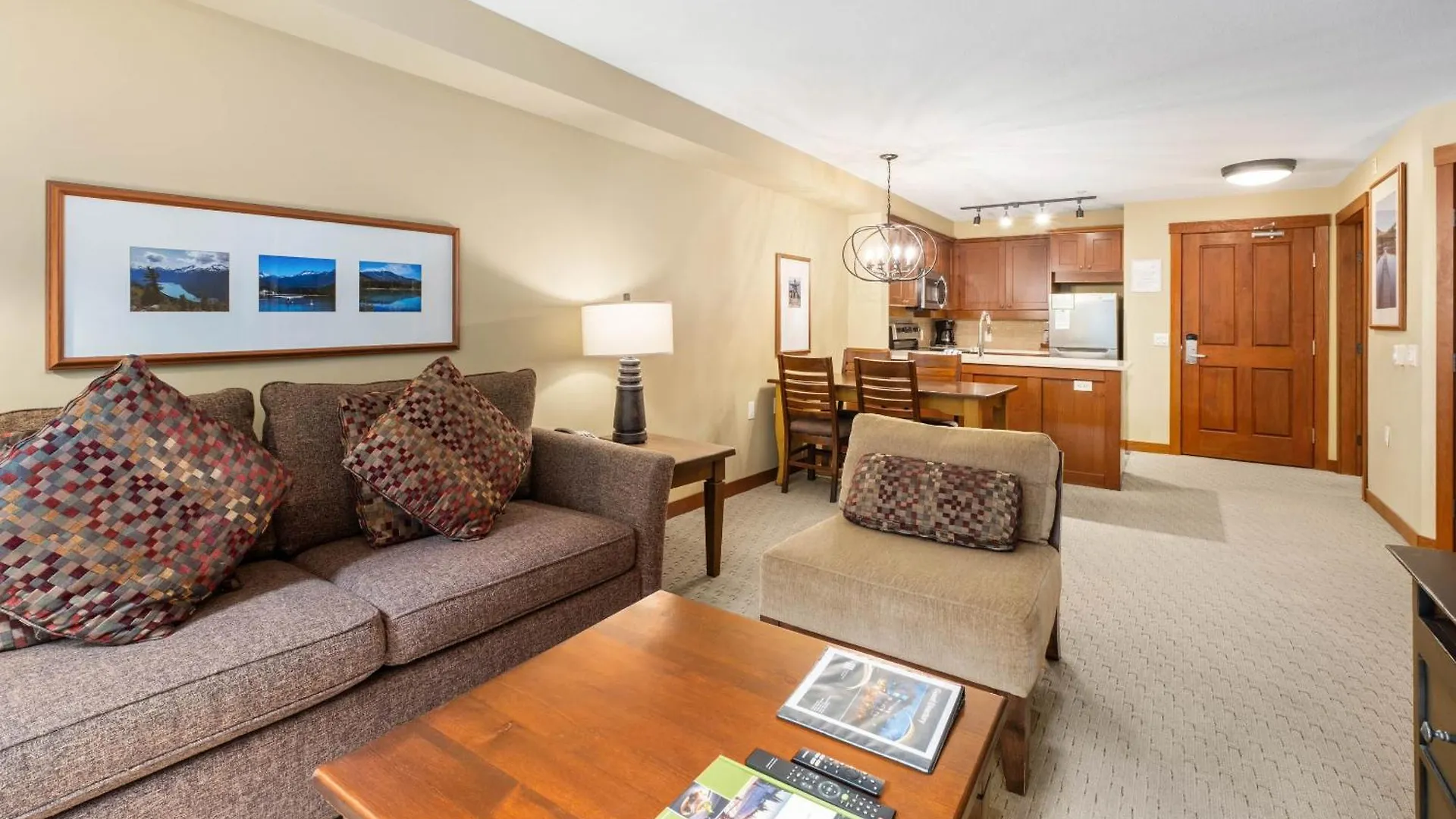 Horstman House By Whistler Premier Apartment 0*,