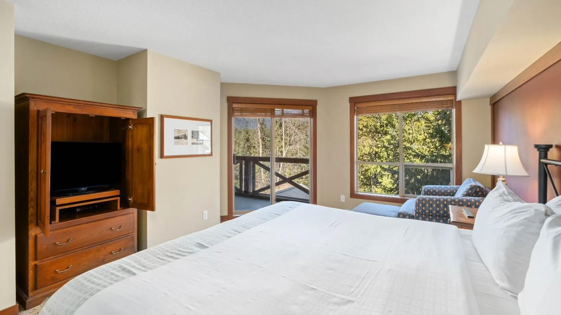 Horstman House By Whistler Premier Apartment 0*,  Canada