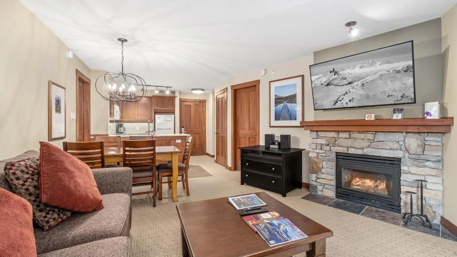 Horstman House By Whistler Premier Apartment
