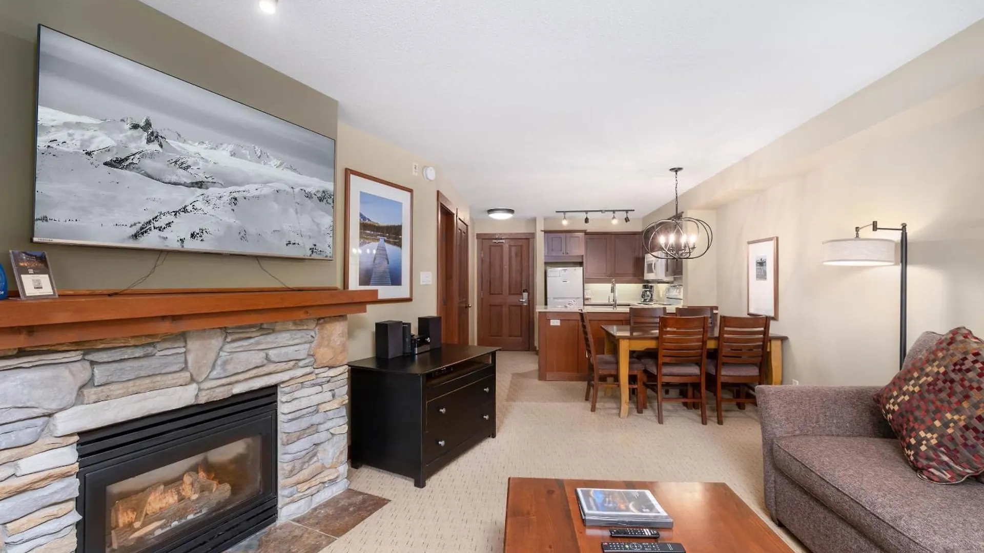 Horstman House By Whistler Premier Apartment