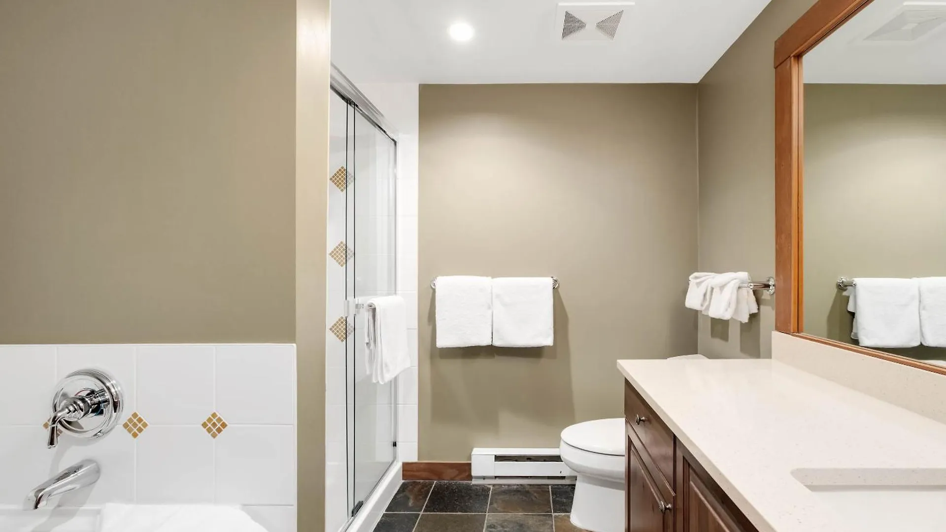 Horstman House By Whistler Premier Apartment