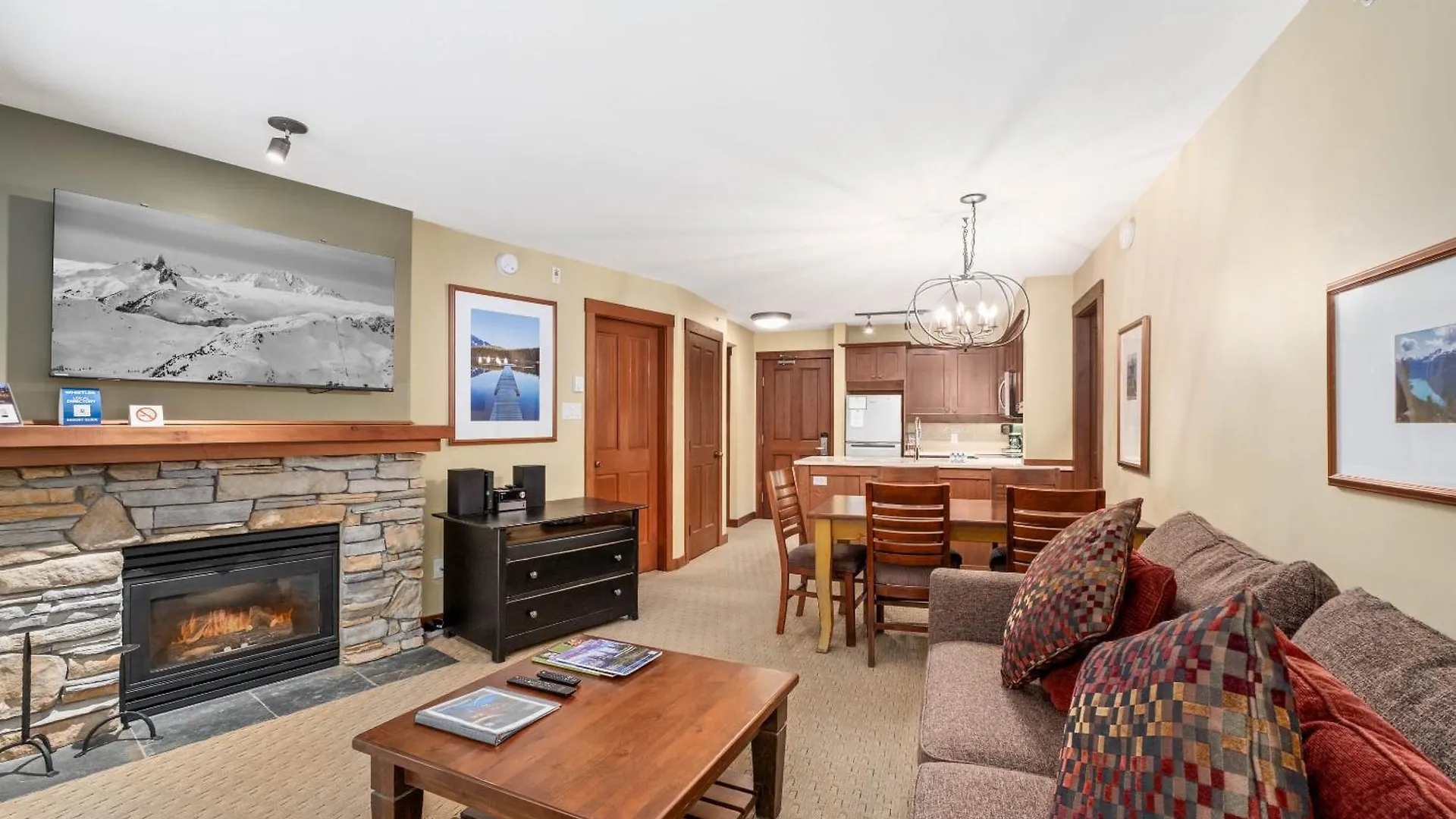 Horstman House By Whistler Premier Apartment