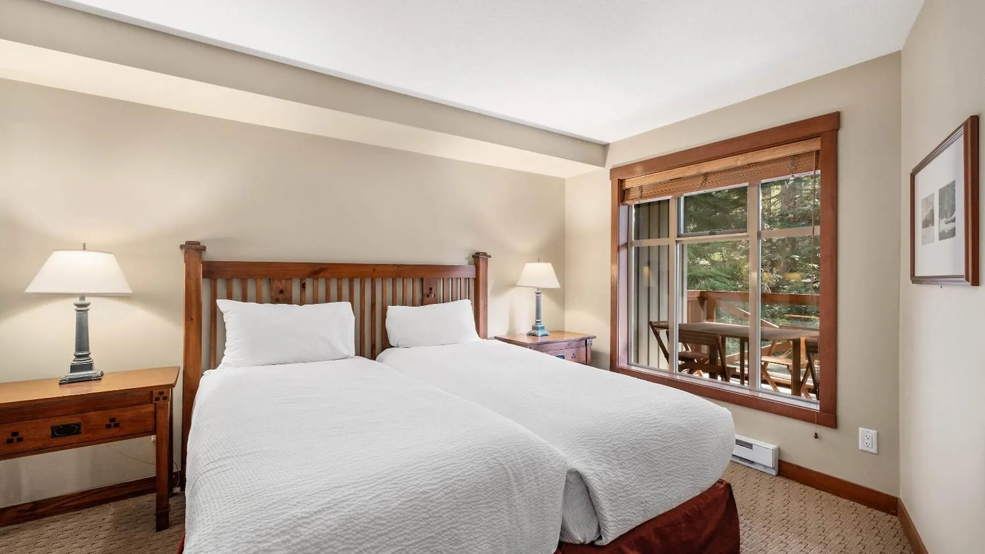 Horstman House By Whistler Premier Apartment 0*,  Canada