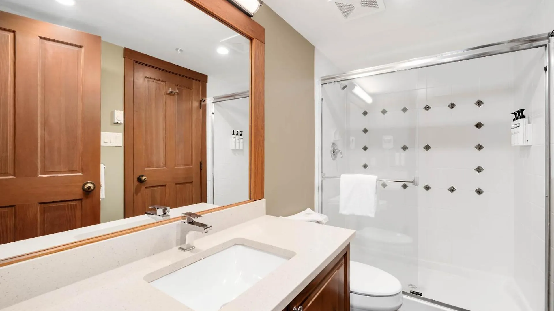 Horstman House By Whistler Premier Apartment 0*,