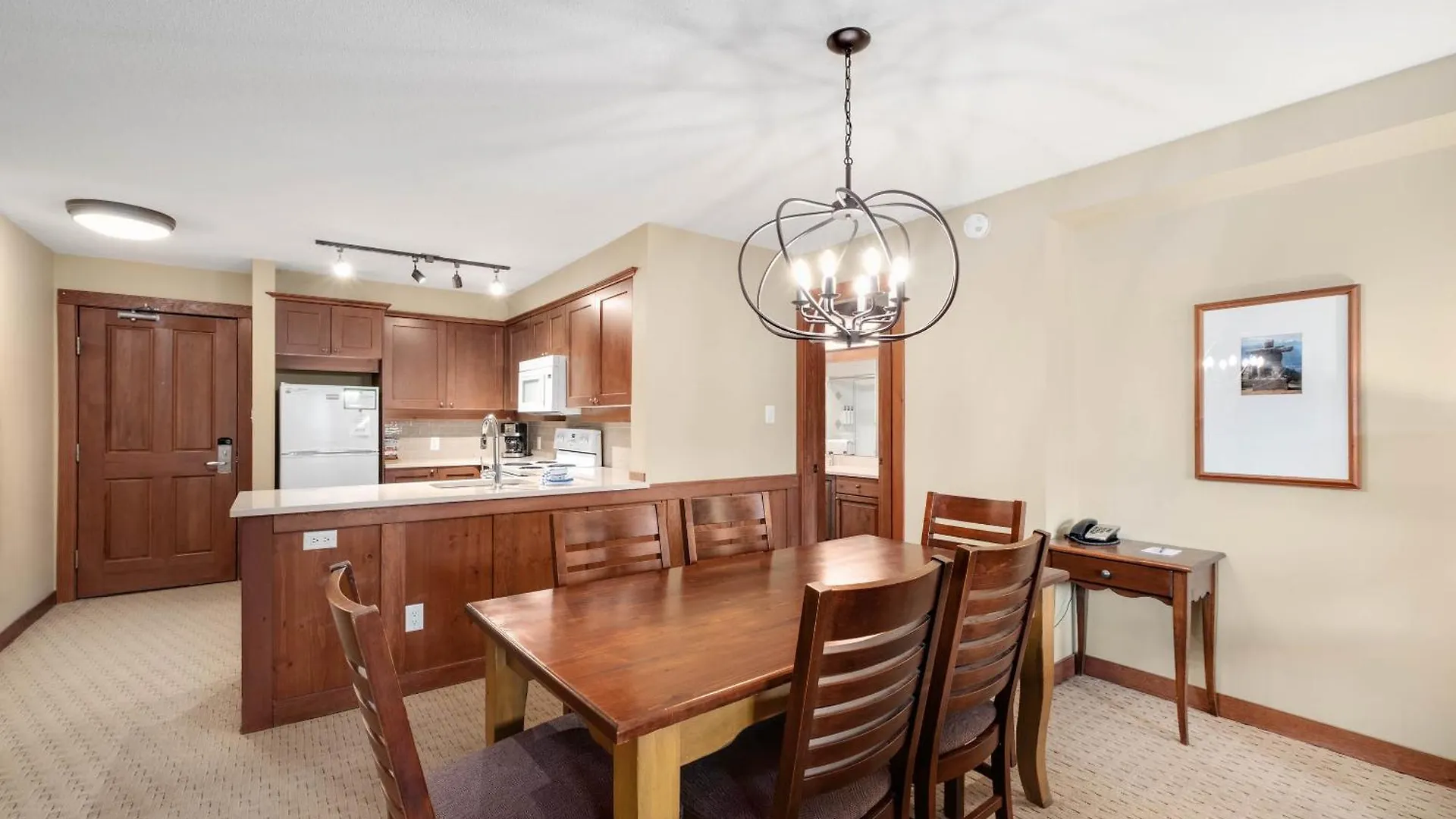 Horstman House By Whistler Premier Apartment